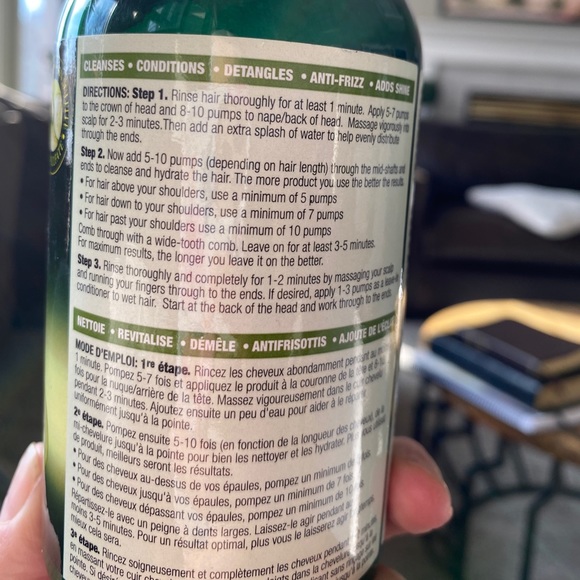 Hair One cleanser and conditioner - Picture 3 of 3